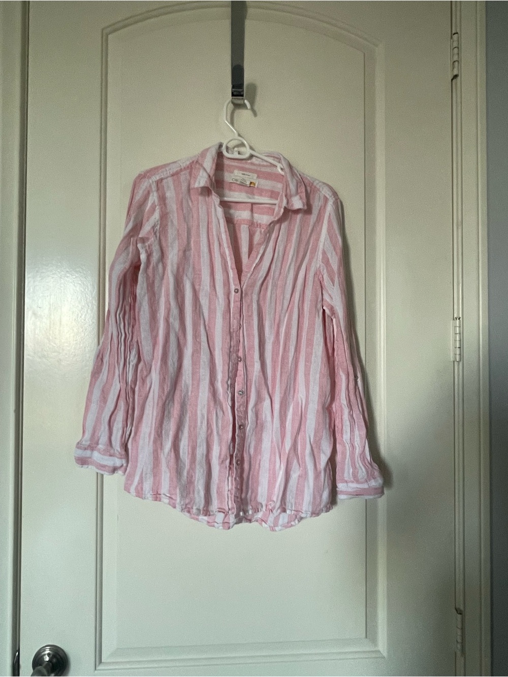 C&C California Pink & White Striped Linen Button-Down Shirt